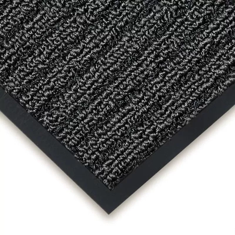 Covor textil de intrare negru pentru absorbtia apei 3M™ Nomad™ 45 Aqua (600 mm x 900 mm, 6/cutie)
